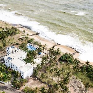 Sea Shine Beach Hotel
